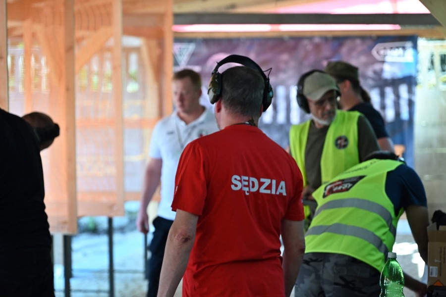 Sędzia podczas zawodów klubowych